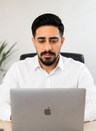 مهدی طاهری برنامه نویس